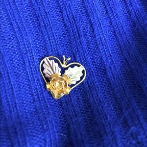 Heart pendant black hills gold 14k gold